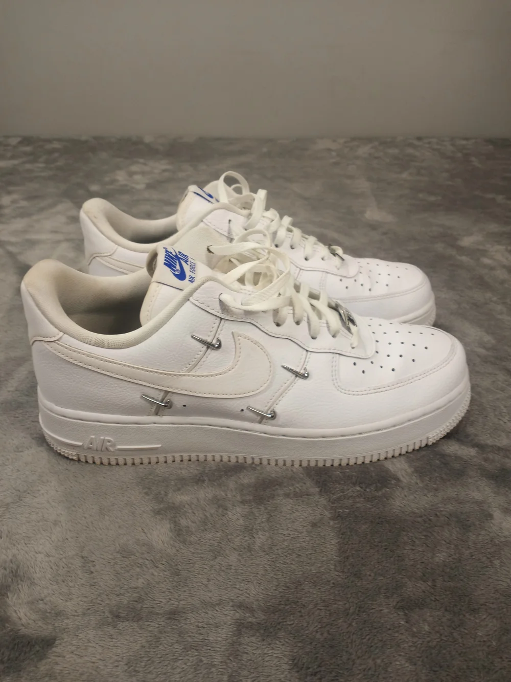 Nike Air Force1 Men’s White Low-Top Sneakers Size 10